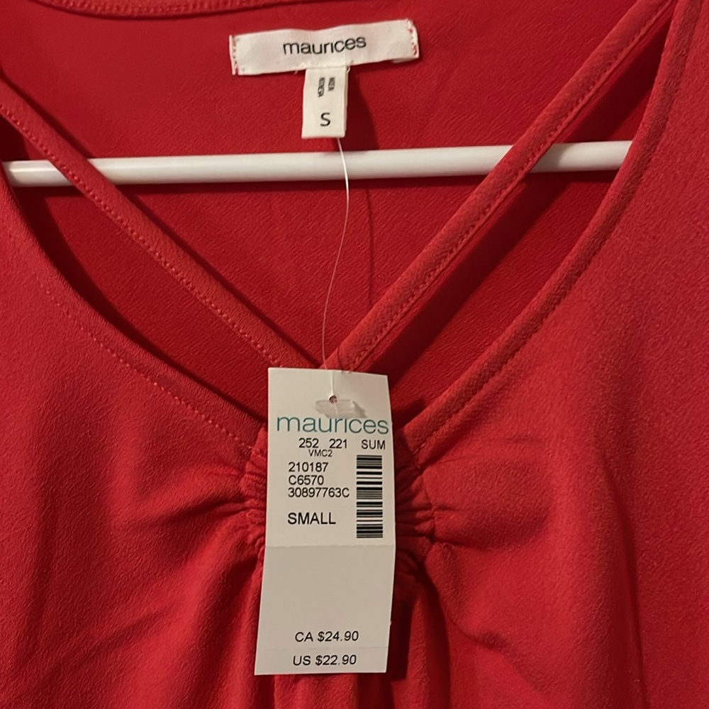 Maurice’s tank top - Picture 5 of 6